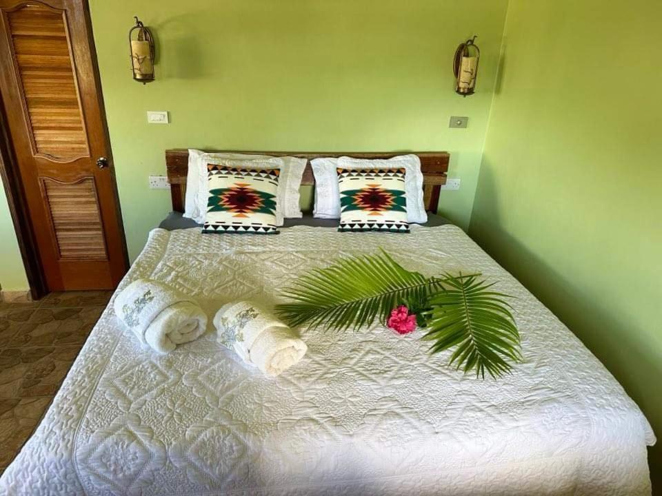 Orchid Resort Ltd Guillet Εξωτερικό φωτογραφία